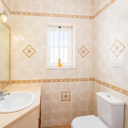 Vakantiehuis Mendes - Walking Distance To The *