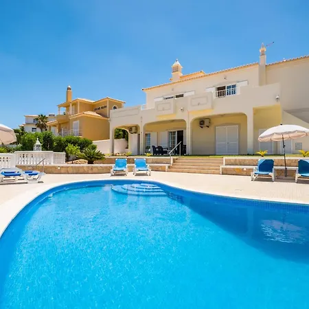 Vakantiehuis Mendes - Walking Distance To The Albufeira