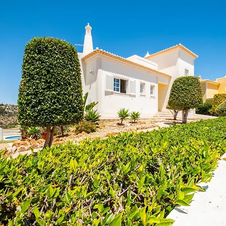 Mendes - Walking Distance To The Vakantiehuis *