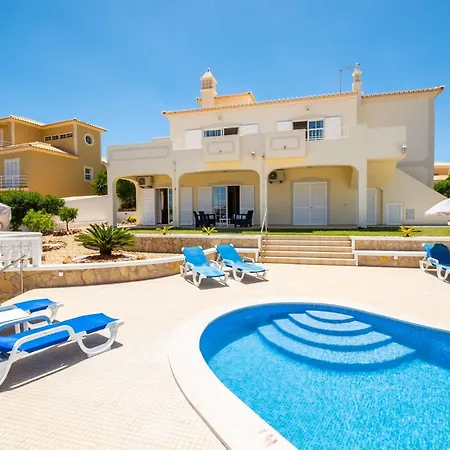Vakantiehuis Mendes - Walking Distance To The *