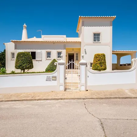 Vakantiehuis Mendes - Walking Distance To The Albufeira
