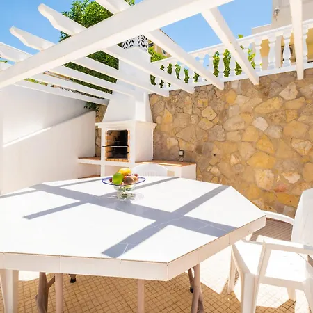 Mendes - Walking Distance To The Vakantiehuis
